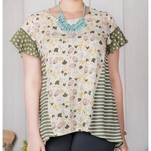 Matilda Jane Gentle Breeze Womens Top M White Green Red Floral Short Sleeve